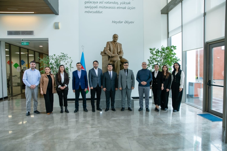 Delegation from the Cambridge School Visits the Modern Educational Complex Named in Honour of Heydar Aliyev